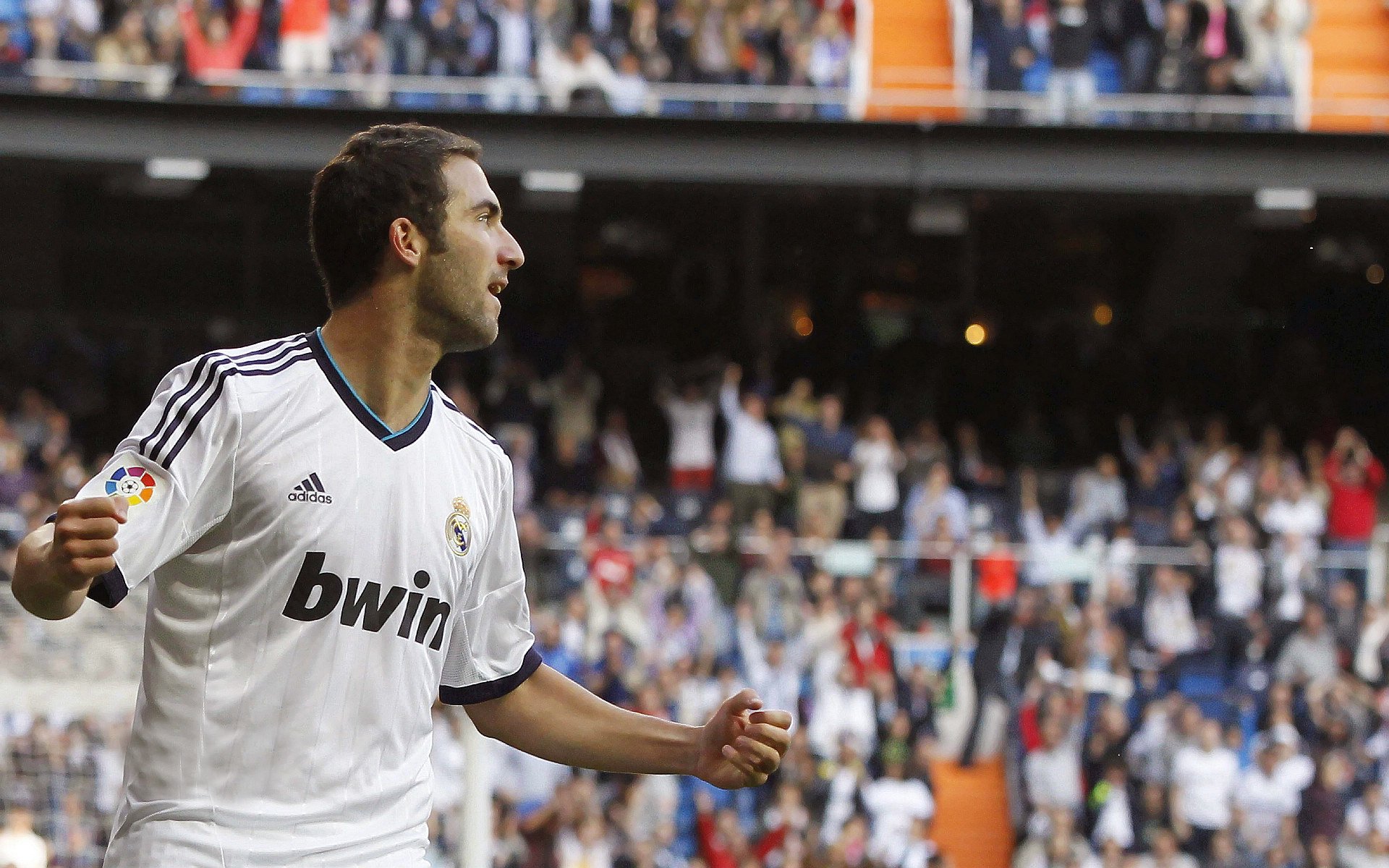 电竞内容全产业链布局：从赛事、直播到文化衍生品的多元拓展，何为电竞产业